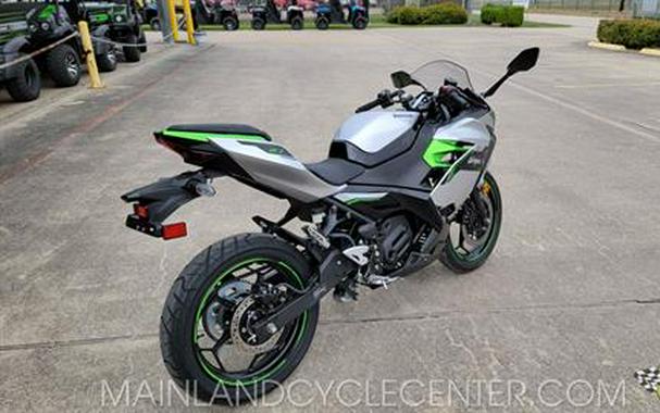 2024 Kawasaki Ninja e-1 ABS