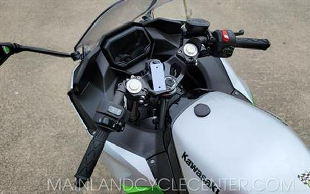 2024 Kawasaki Ninja e-1 ABS