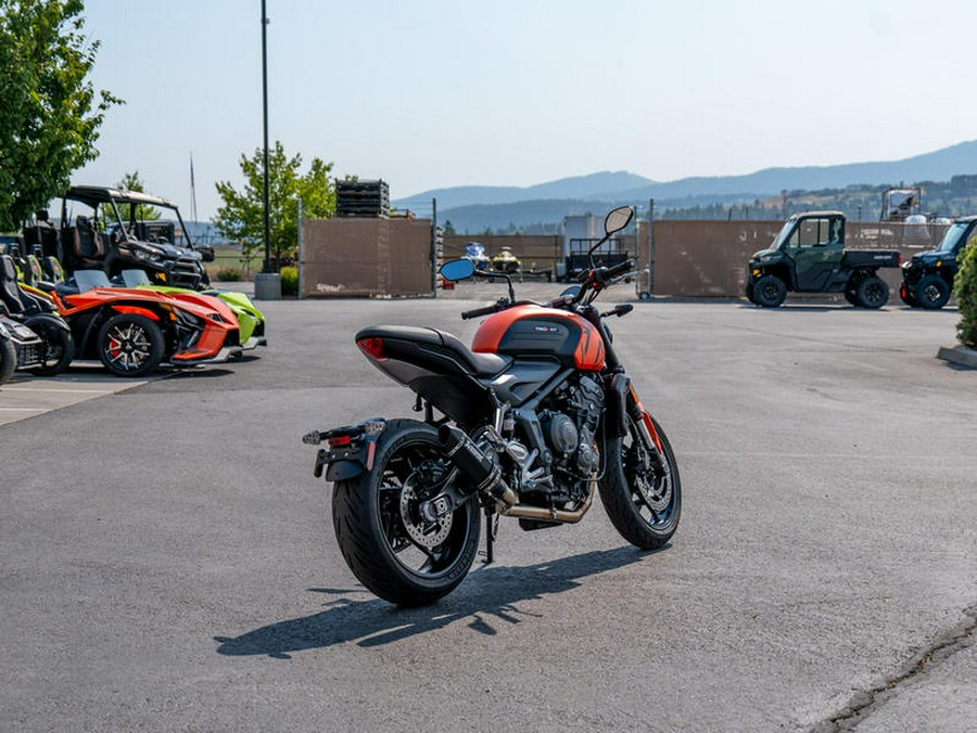 2023 Triumph Trident 660 Matte Baja Orange / Matte Storm Grey