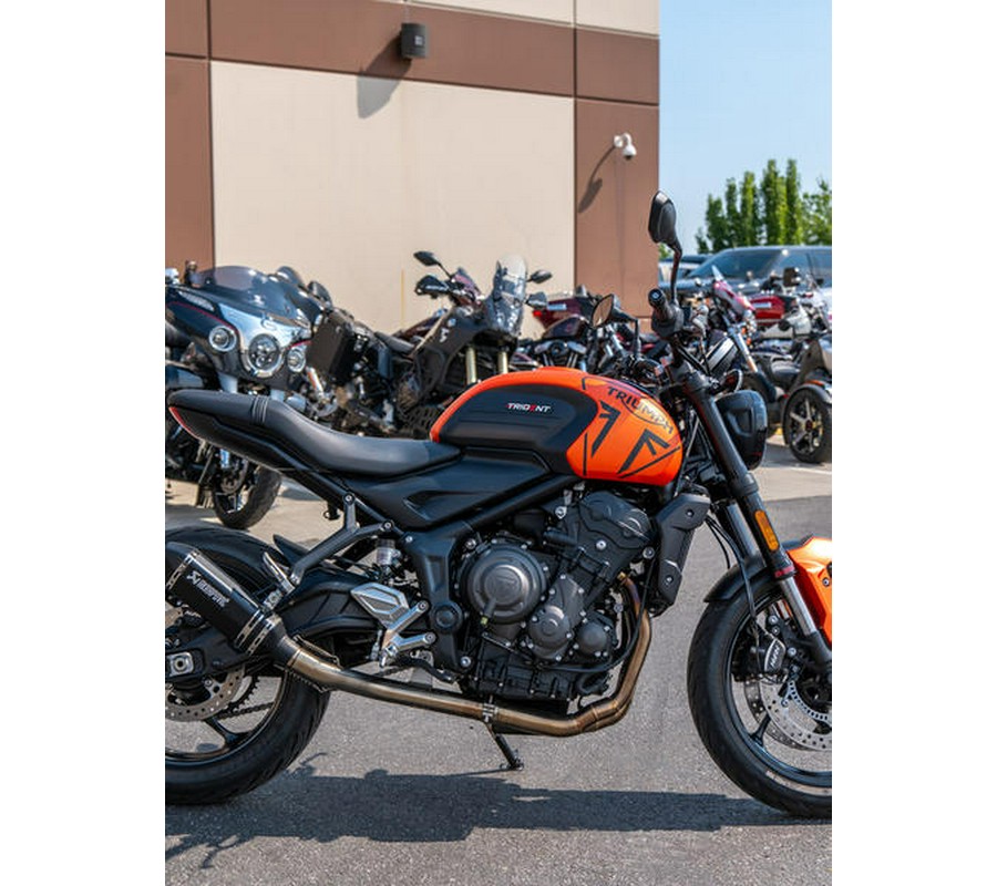 2023 Triumph Trident 660 Matte Baja Orange / Matte Storm Grey