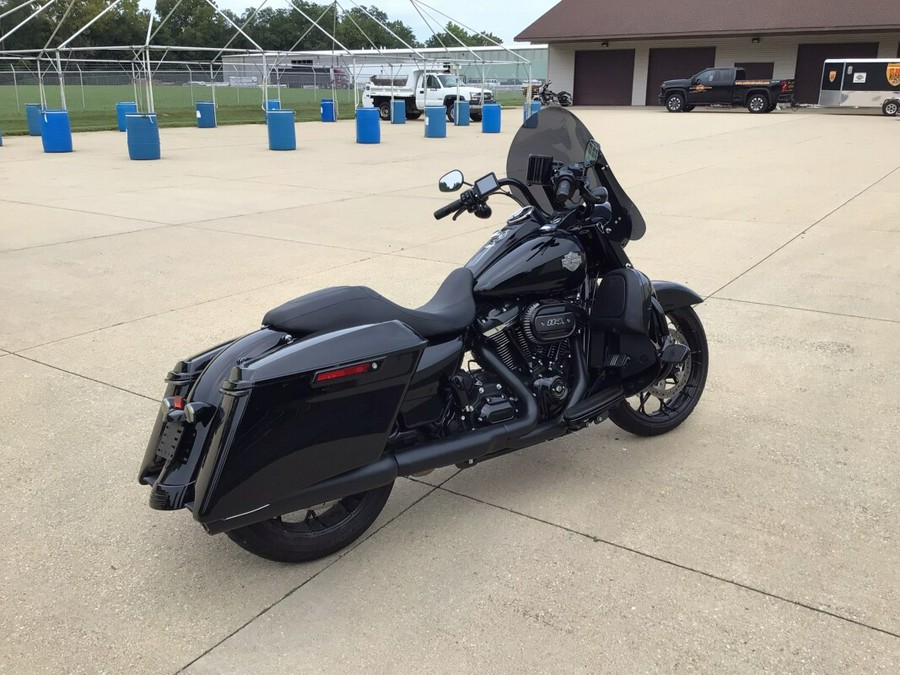 FLHRXS 2023 Road King® Special