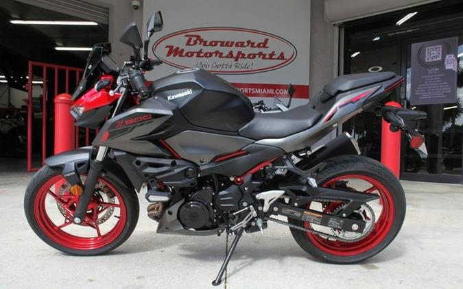 2025 Kawasaki Z500 SE ABS