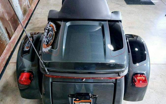 2025 Harley-Davidson® FLHTCUTG - Tri Glide® Ultra