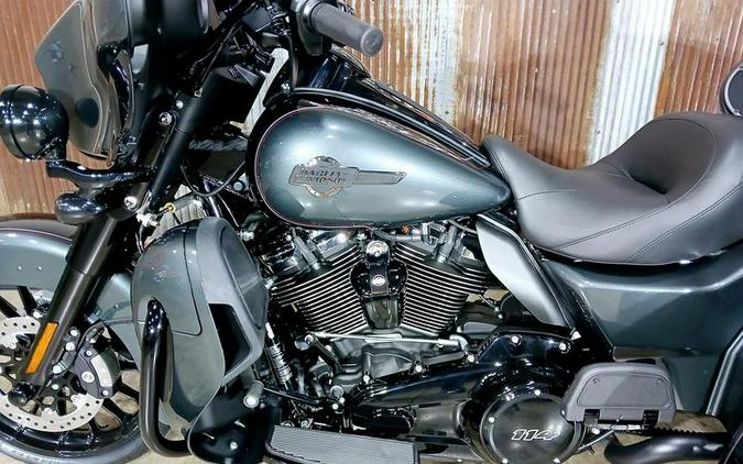 2025 Harley-Davidson® FLHTCUTG - Tri Glide® Ultra