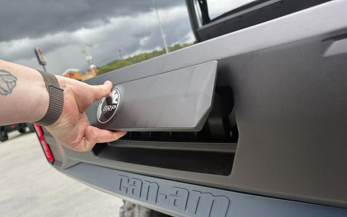 2026 Can-Am Defender XT HD11