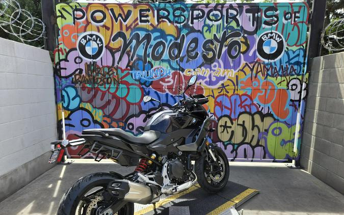 2026 BMW F 900 XR