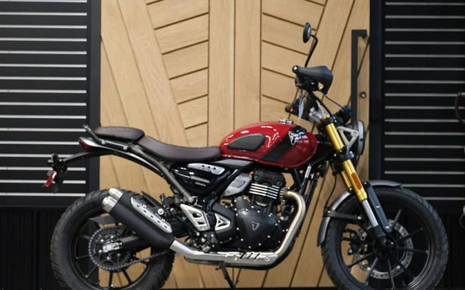 2024 Triumph Scrambler 400 X CARNIVAL RED PHANTOM BLACK