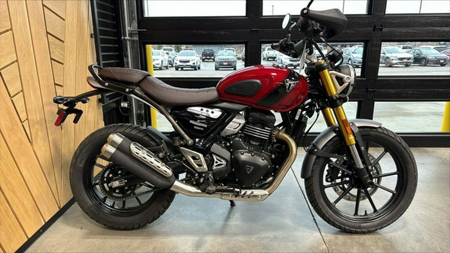 2024 Triumph Scrambler 400 X CARNIVAL RED PHANTOM BLACK