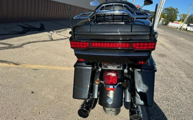 2013 Harley-Davidson® FLHTCUSE8 - CVO™ Ultra Classic® Electra Glide® 110th Anniversary Edition