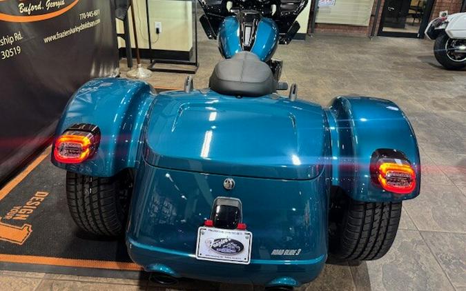 2026 Harley-Davidson® Road Glide 3 Teal Thunder