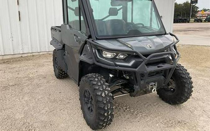 2023 Can-Am Defender Limited