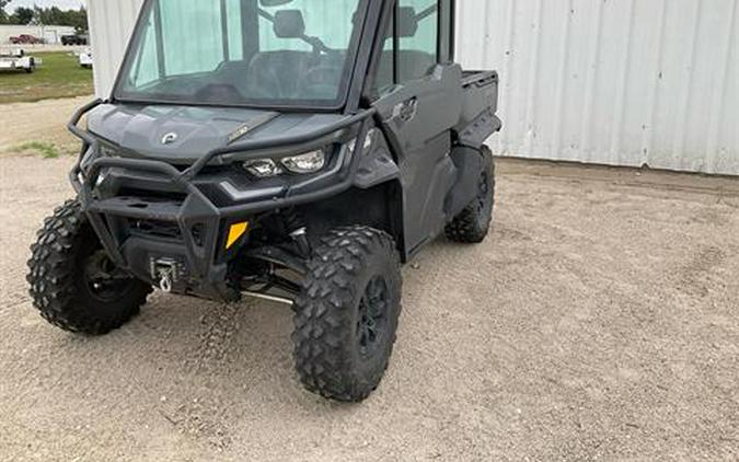 2023 Can-Am Defender Limited