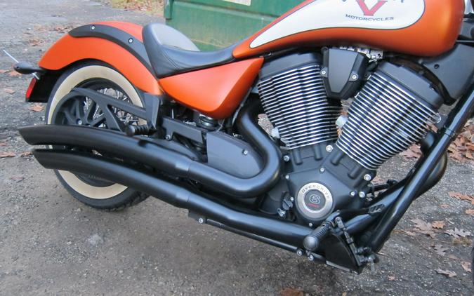 2017 Victory Motorcycles High-Ball® - Suede Nuclear Sunset Orange