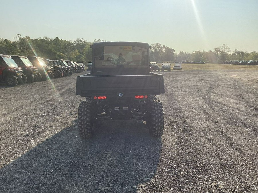 2025 Can-Am™ Defender 6X6 Limited