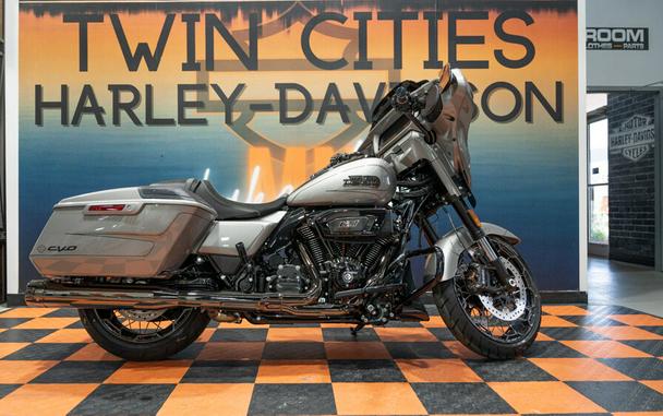 2023 Harley-Davidson CVO Street Glide Grand American Touring FLHXSE