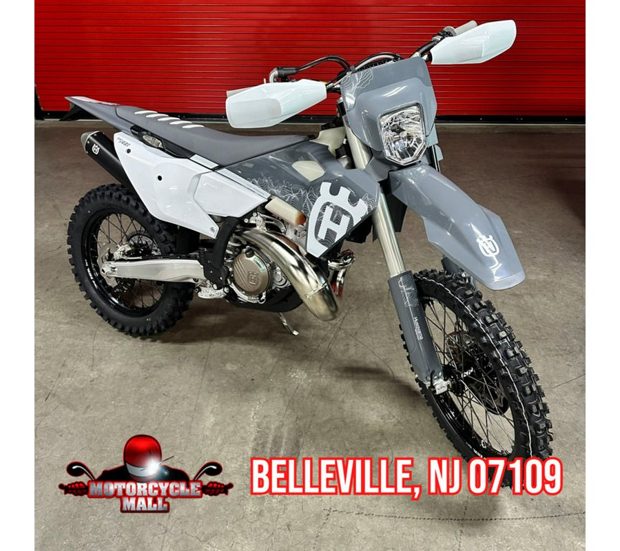 2024 Husqvarna® TE 300 Pro