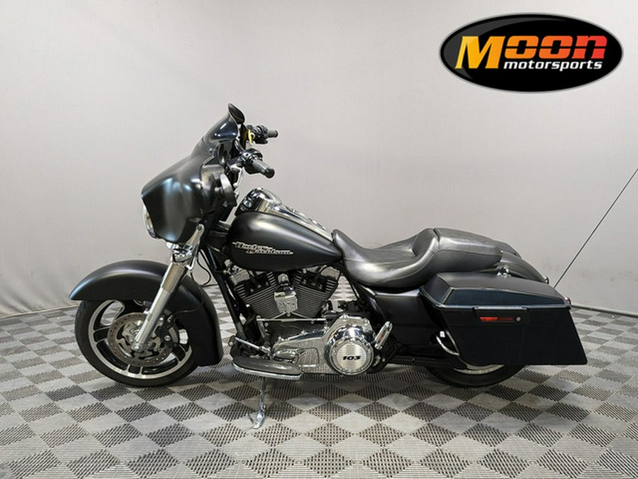 2012 Harley-Davidson FLHX - Street Glide