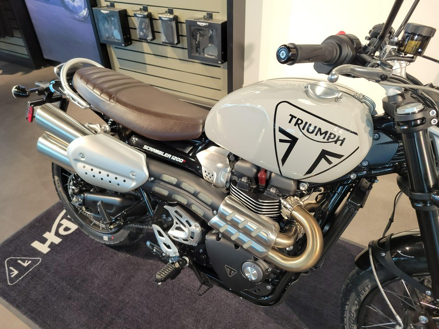 2025 Triumph SCRAMBLER 1200 X