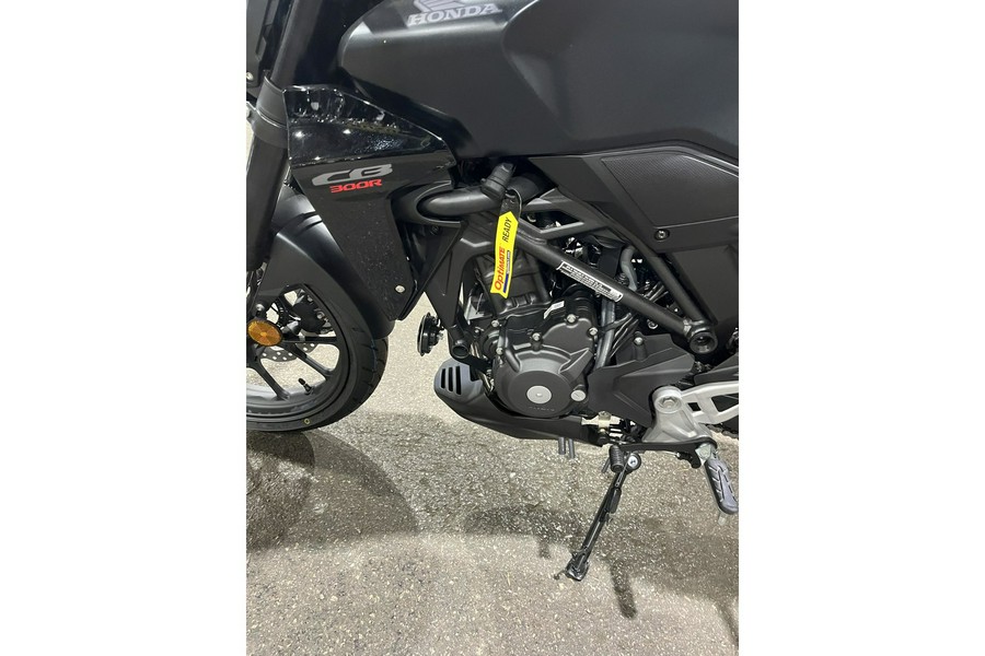 2025 Honda CB300R ABS