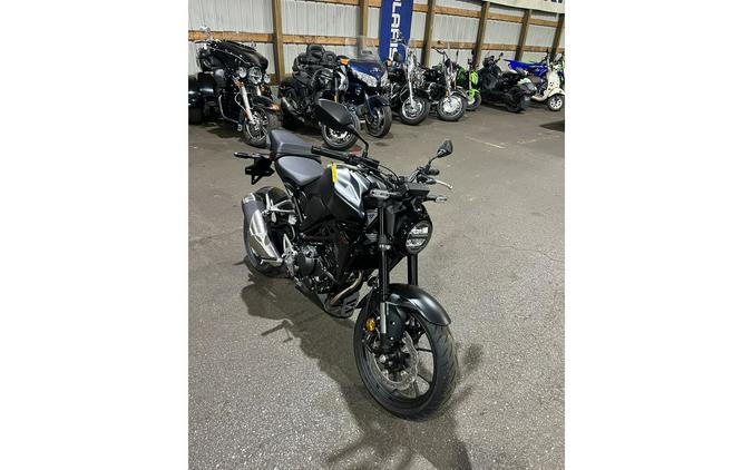 2025 Honda CB300R ABS