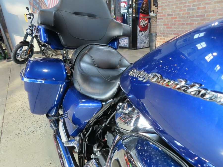 2017 Harley-Davidson® FLTRXS Road Glide® Special