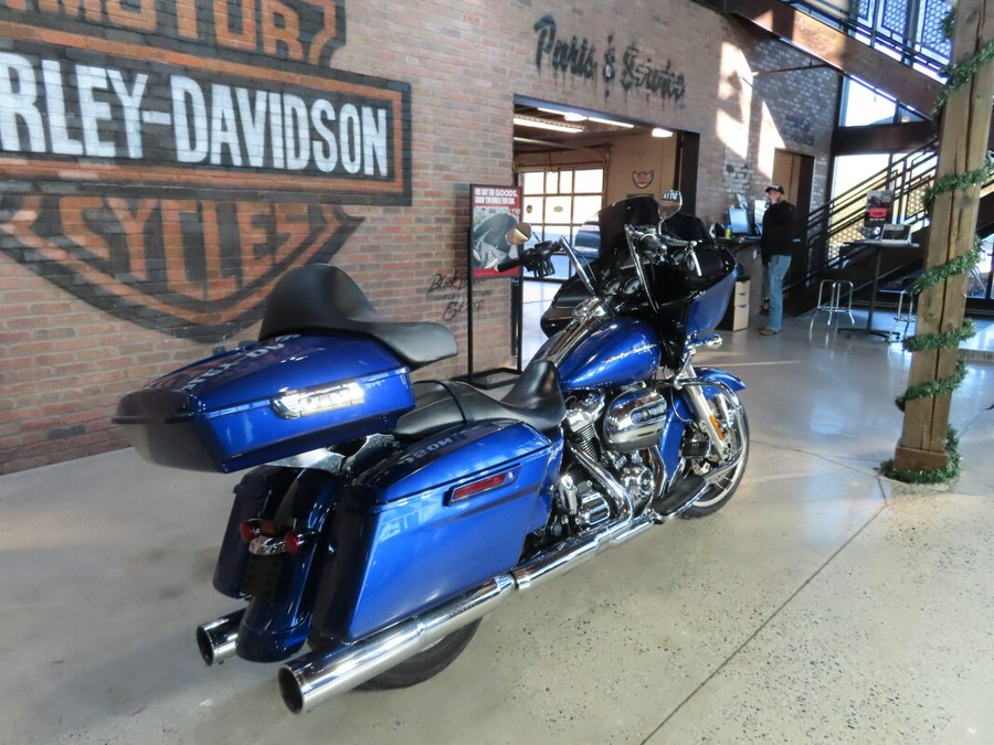 2017 Harley-Davidson® FLTRXS Road Glide® Special