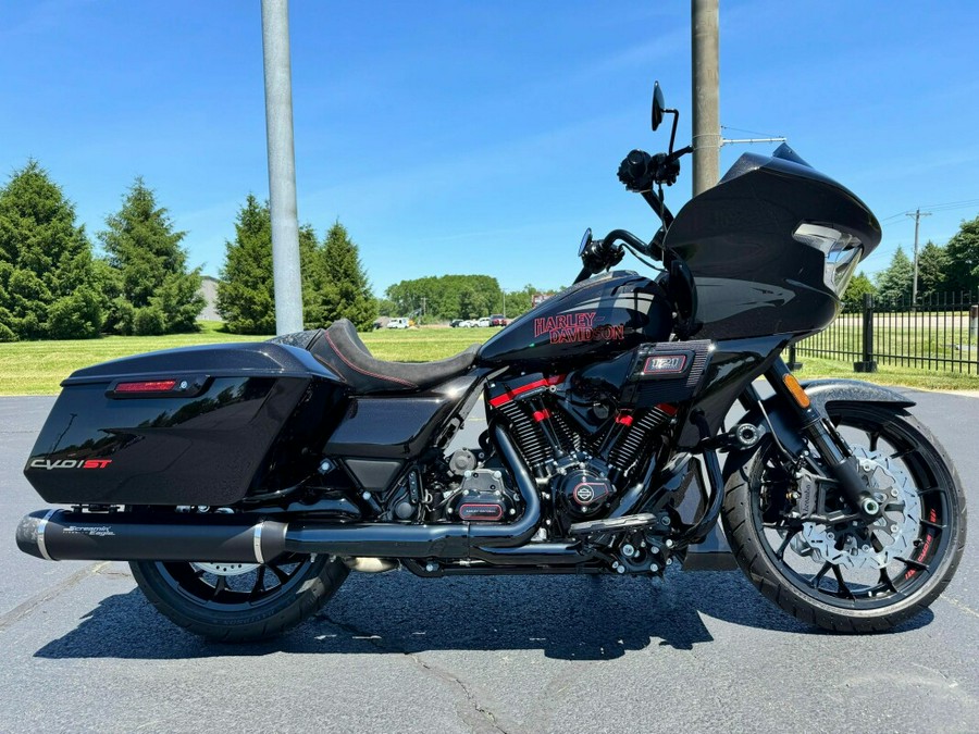 FLTRXSTSE 2024 CVO™ Road Glide® ST