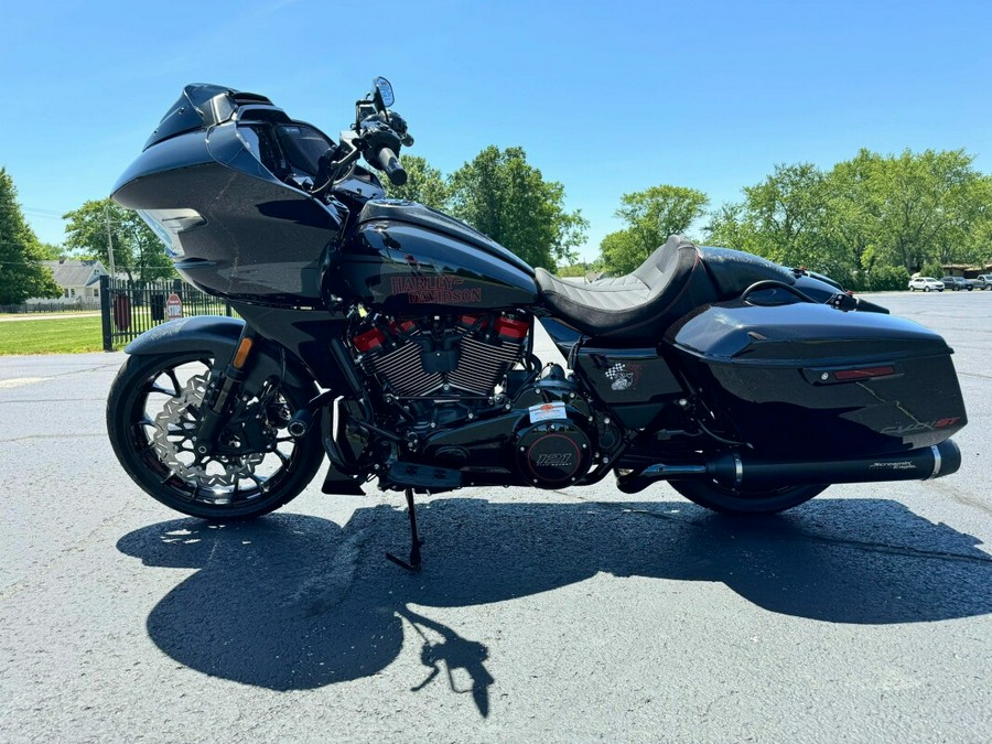 FLTRXSTSE 2024 CVO™ Road Glide® ST