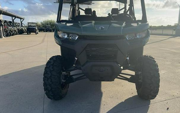 2025 Can-Am® Defender MAX HD7