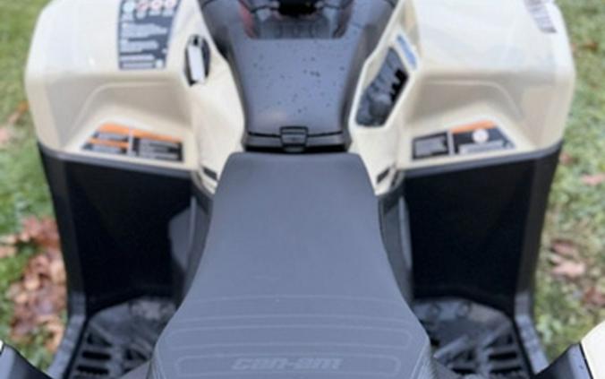 2026 Can-Am Outlander Pro XU HD7