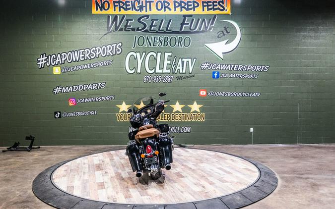 2015 Indian Roadmaster Thunder Black