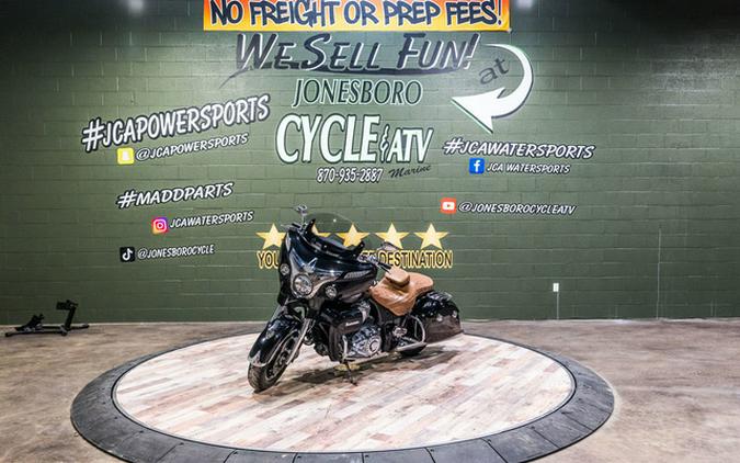 2015 Indian Roadmaster Thunder Black