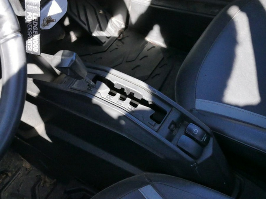 2022 Can-Am Commander XT 700