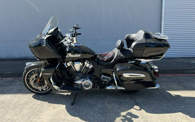 2022 Indian Motorcycle® Pursuit Limited with Premium Package Black Metallic
