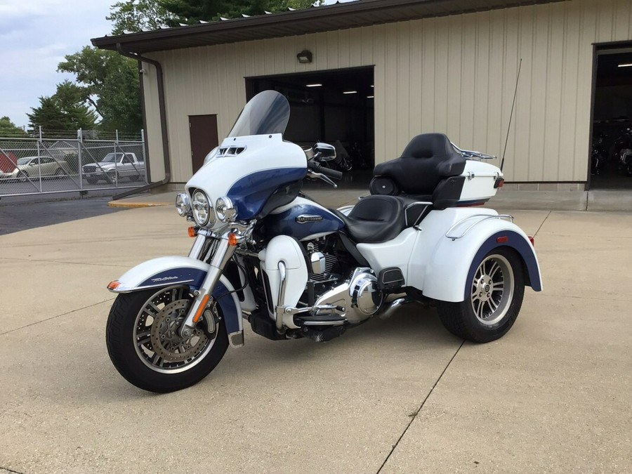 FLHTCUTG 2015 Tri Glide® Ultra