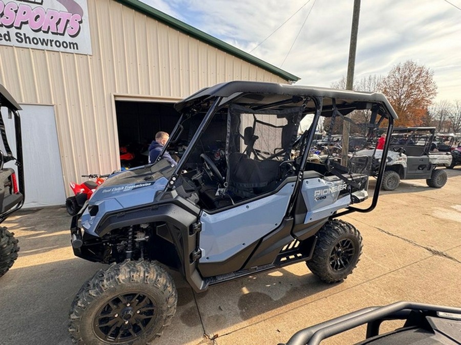 2025 Honda Pioneer 1000-5 Deluxe