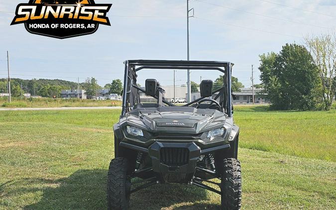 2025 Honda PIONEER 1000-6 DELUXE