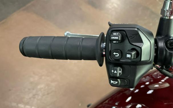 2025 Indian Motorcycle Super Scout® Limited + Tech Package