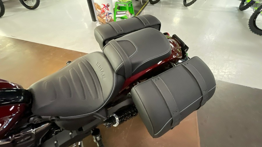 2025 Indian Motorcycle Super Scout® Limited + Tech Package