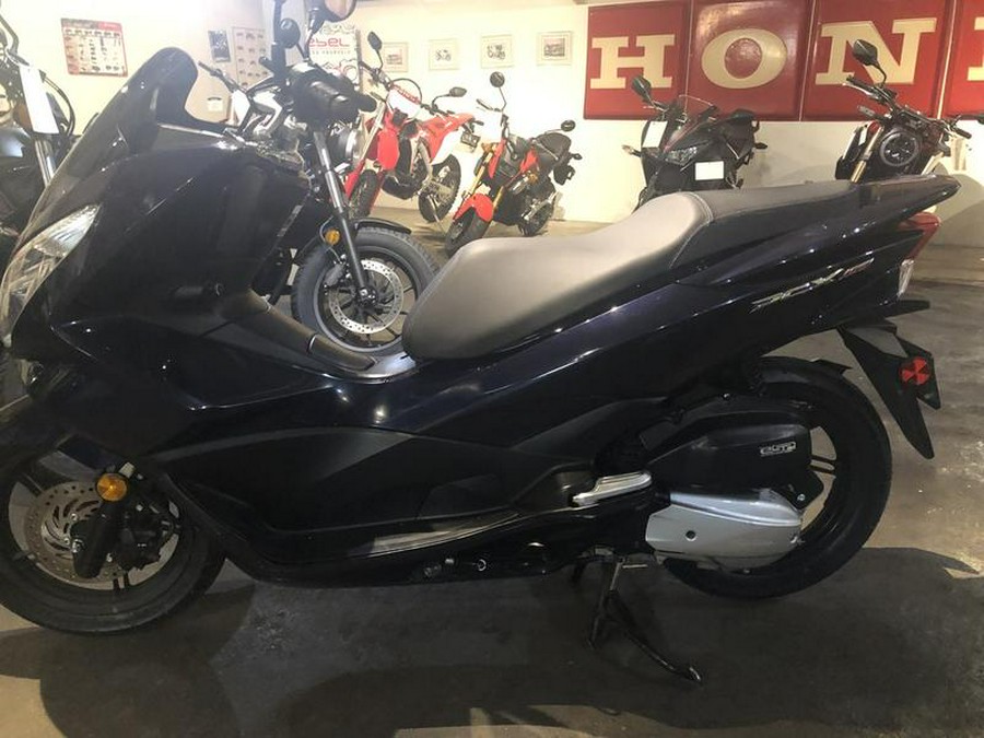 2018 Honda® PCX150