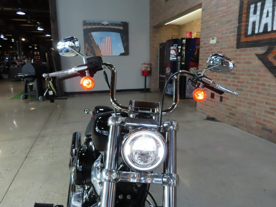 2023 Harley-Davidson® FXST Softail® Standard