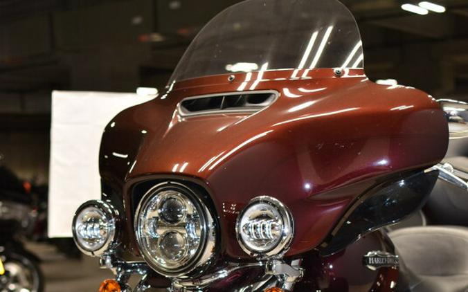 2019 Harley-Davidson Tri Glide Ultra FLHTCUTG