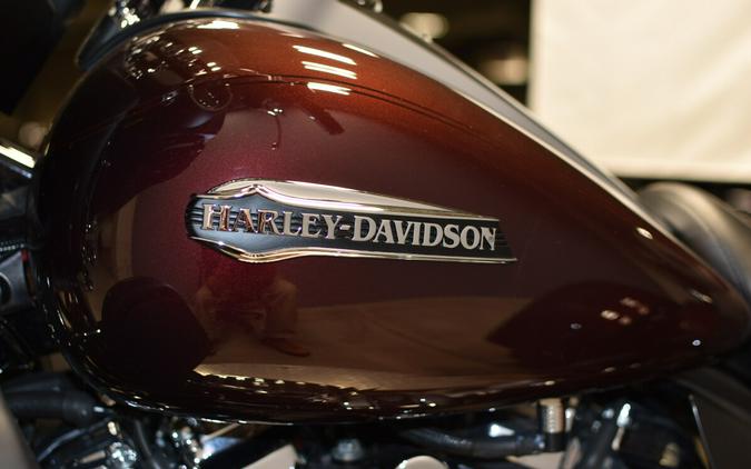 2019 Harley-Davidson Tri Glide Ultra FLHTCUTG