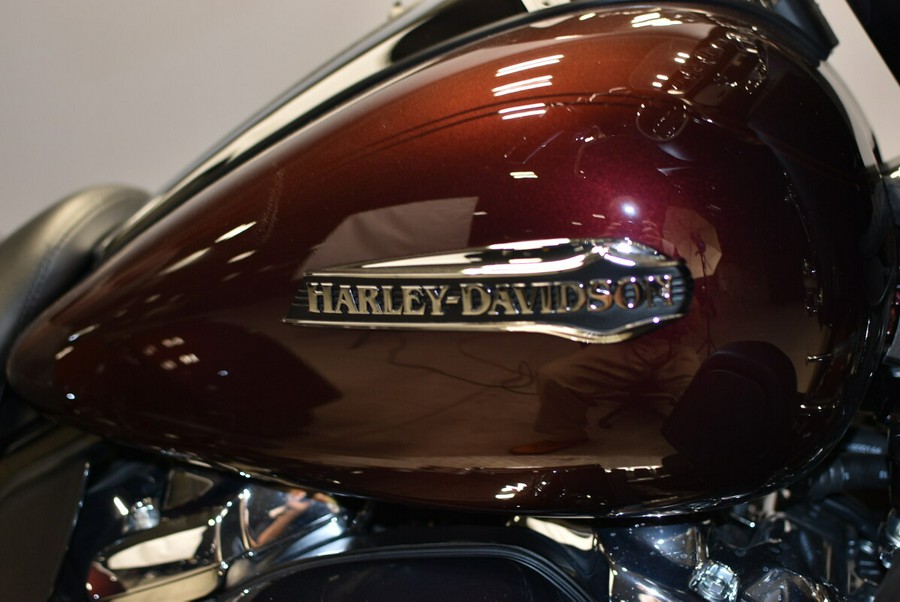 2019 Harley-Davidson Tri Glide Ultra FLHTCUTG