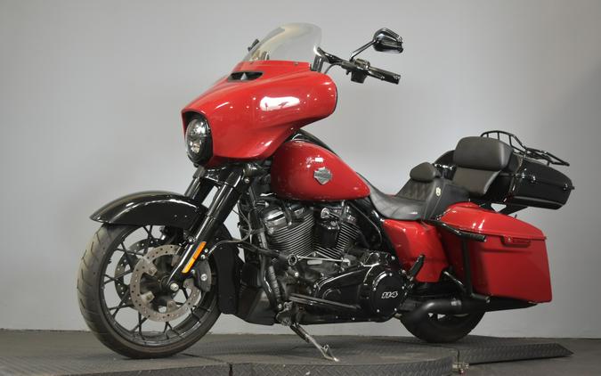 2021 Harley-Davidson Street Glide Special Billiard Red
