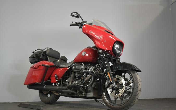 2021 Harley-Davidson Street Glide Special Billiard Red