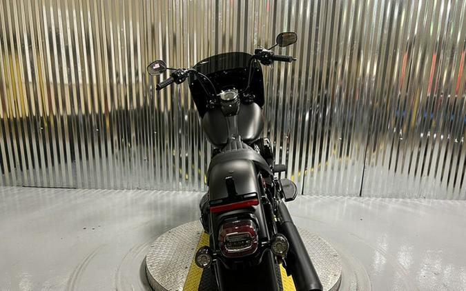2026 Harley-Davidson Softail FLHD - Deadwood
