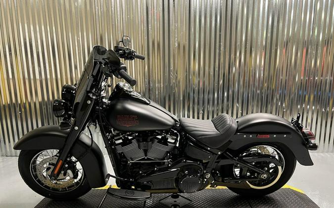 2026 Harley-Davidson Softail FLHD - Deadwood