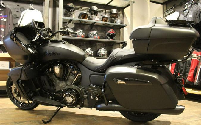 2024 Indian Motorcycle® Pursuit Dark Horse®