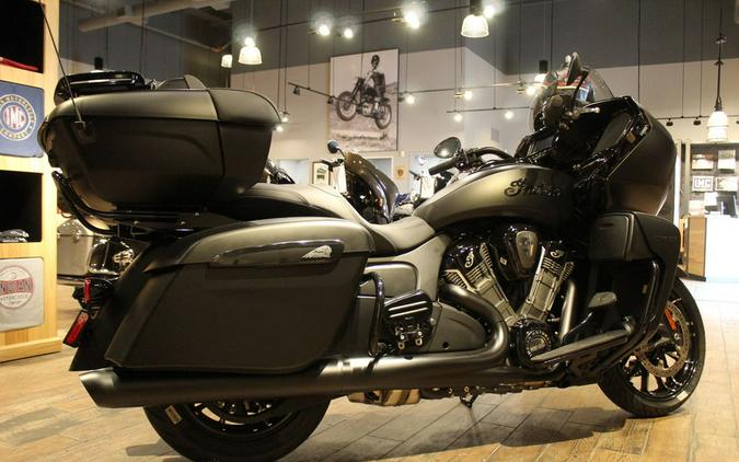 2024 Indian Motorcycle® Pursuit Dark Horse®